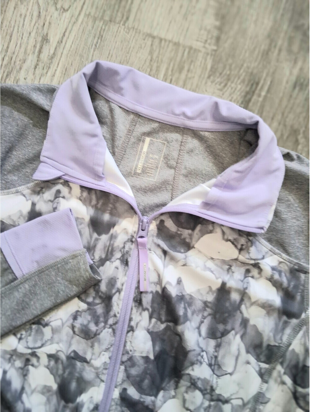 MONDETTA Woman's XL Gray/Purple Athletic Running Jacket Full Zip Thumb Holes
